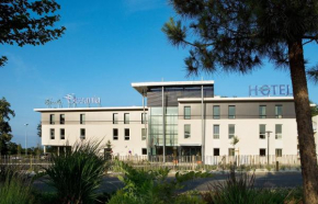 Hotels in La Mézière